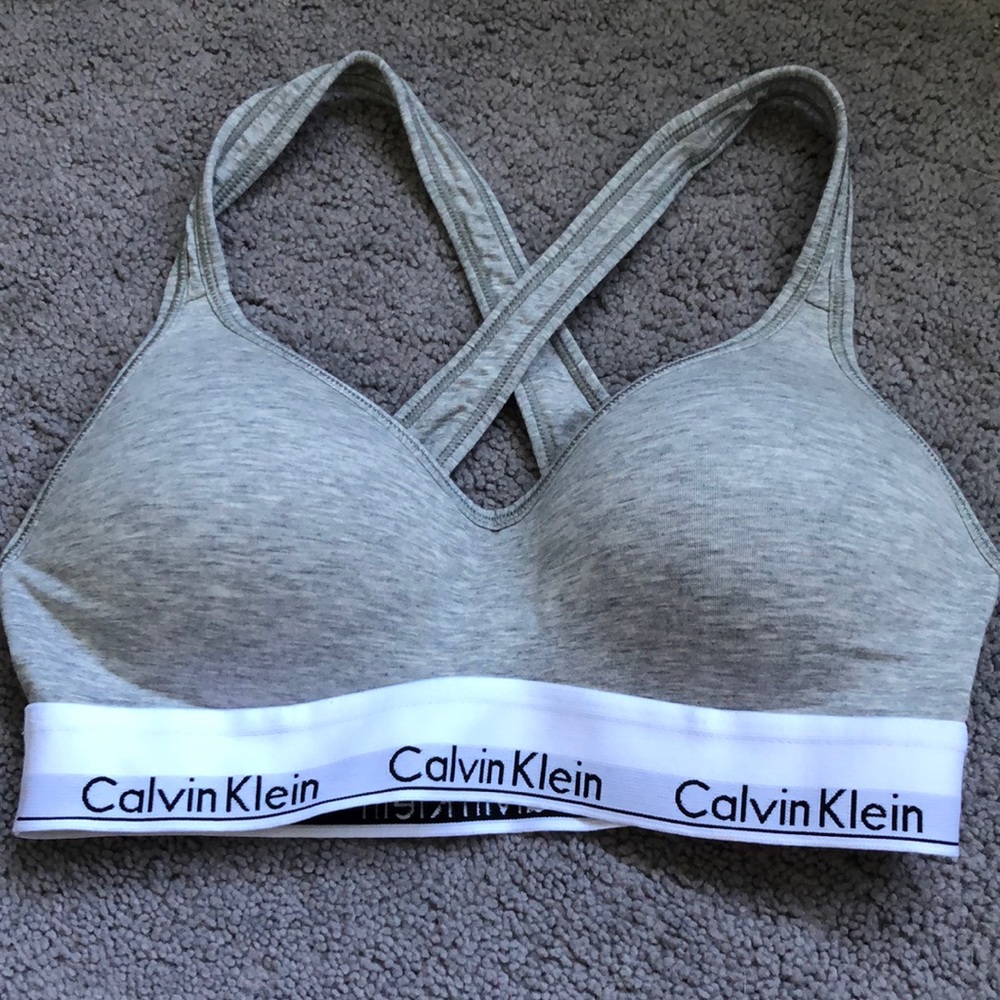 Medium Calvin Klein light Padding For Sale!
